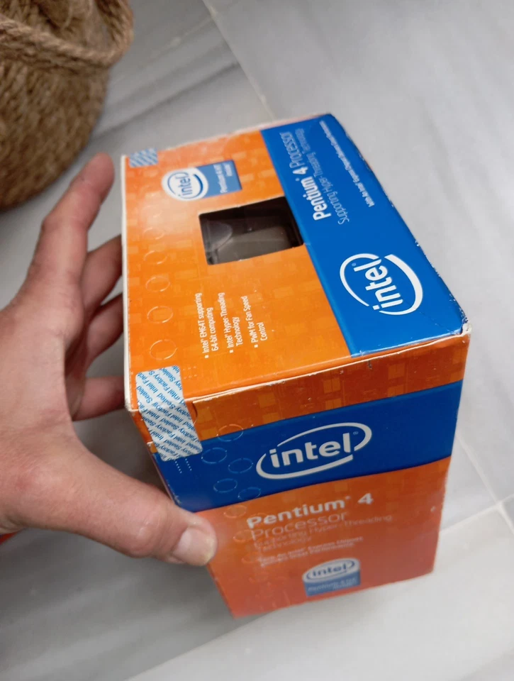 NOS | Intel Pentium 4 Pocessor 531/ 3 GHz | New Old Stock 800 MHz FSB/ 1 MB L2 C - Imagen 4 de 4