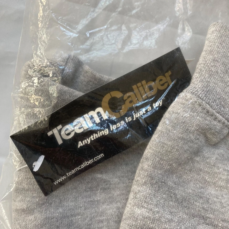 Sudadera Kurt Busch #97 NASCAR Gris Equipo Calibre Talla L Cuello Redondo Nueva de Lote Antiguo Foto 3 de 4