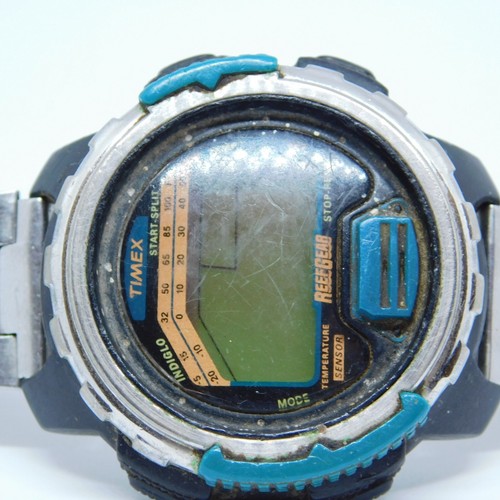 Rare Timex Indiglo Reef Gear Quartz Digital Men's Watch Sz. 7" For Repairs - Picture 2 of 10