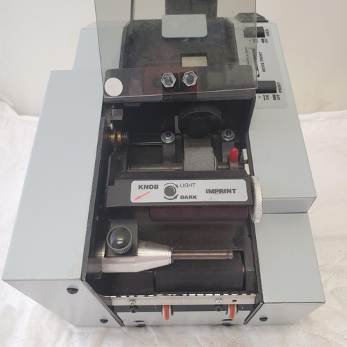 Hedman DI-50 Tabletop Endorser and Document Imprinter - Imagen 3 de 13