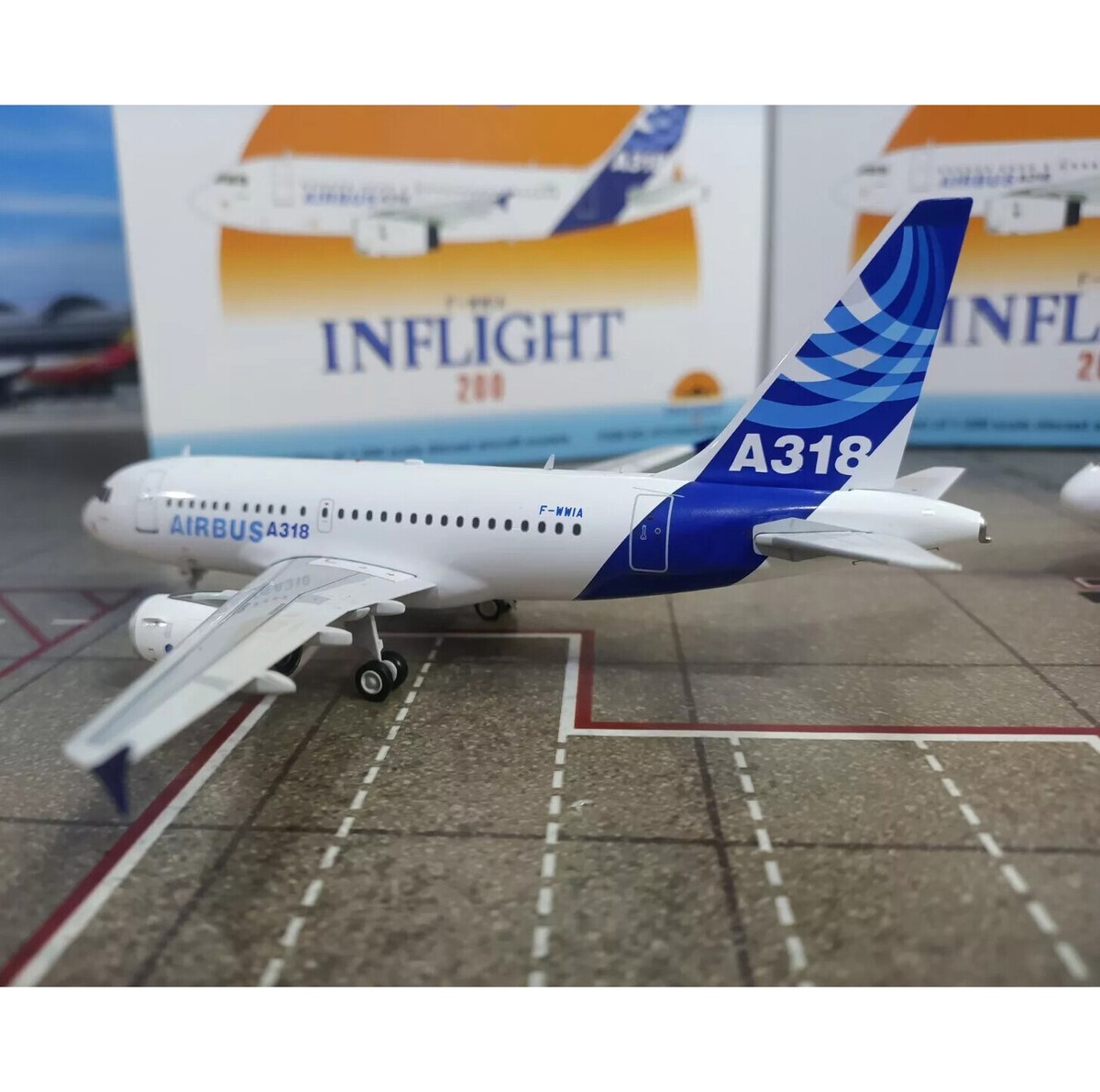 INFLIGHT 1/200 Airbus A318 original paint Airbus F-WWIA Finished