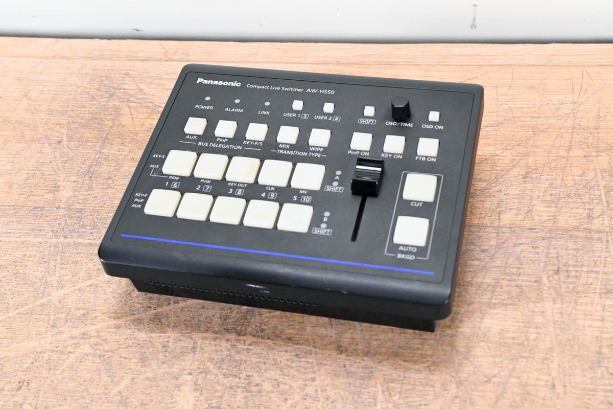 中古　Panasonic AW-HS50 コンパクトスイッチャー Panasonic AW-HS50 [コンパクトライブスイッチャー] 中古