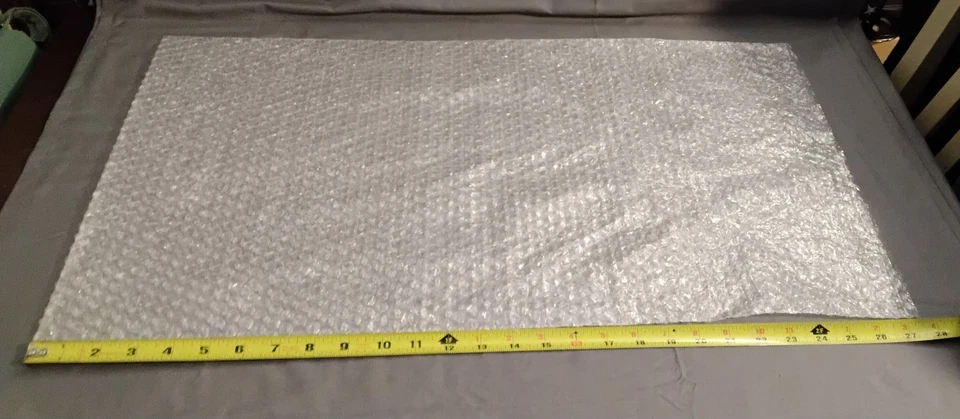 Bubble Pouches/bags 28"x 15" - Image 2 of 3