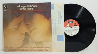 36352 LP 33 Umdrehungen - Ronnie Aldrich & his two pianos - In the gentle Hours - DECCA