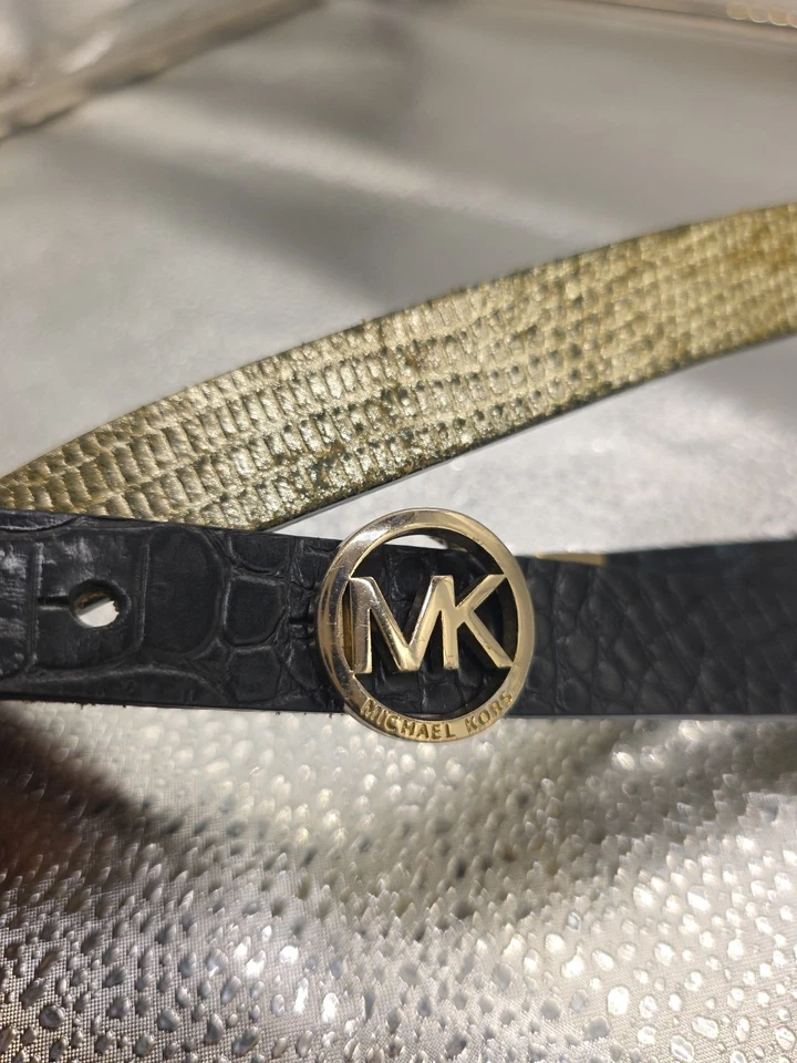 Cinturón para mujer Michael Kors negro dorado reversible dorado logotipo hebilla S/M Foto 2 de 3