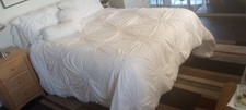 Impeccable White Sunflower Design Comforter 5 Pieces Set King 100 Polyester