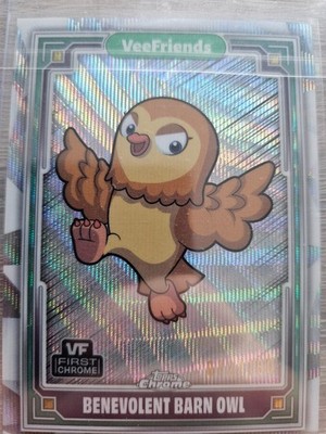 2025 Topps Chrome VeeFriends Benevolent Barn Owl Wave Refractor #72/150 RARE