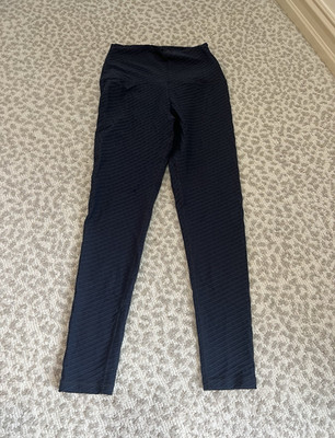 Born Primitive Women s Navy Textured Booty Scrunch Leggings Size S Gym Training