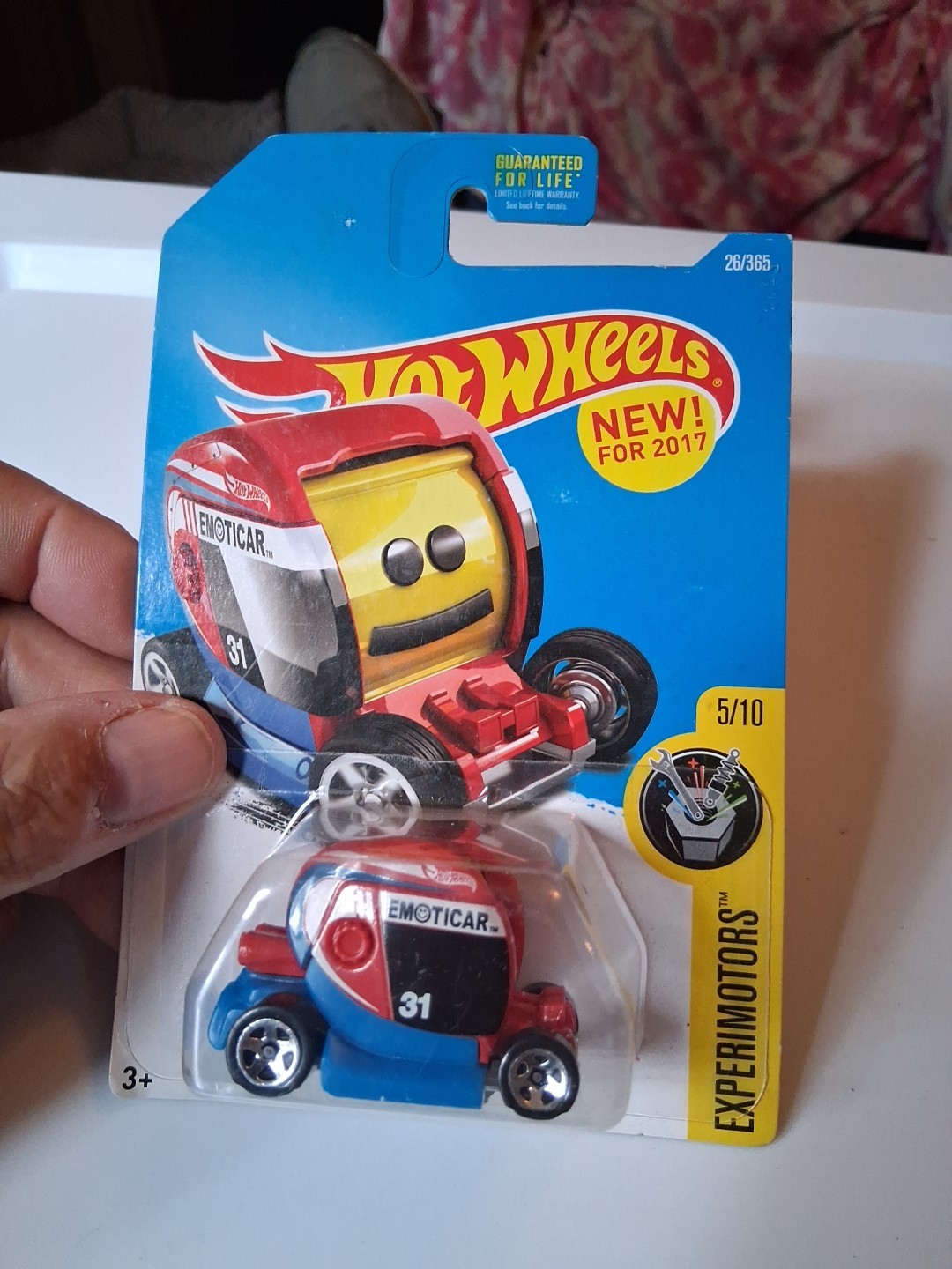 NEW 2017 HOT WHEELS EMOTICAR!!!