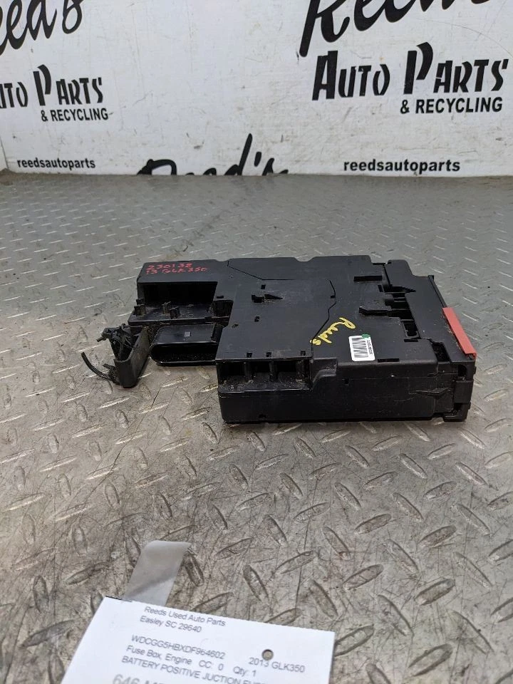 Caja de fusibles de conexión positiva de batería Mercedes-Benz GLK350 2010-2015 1181032 Foto 3 de 4