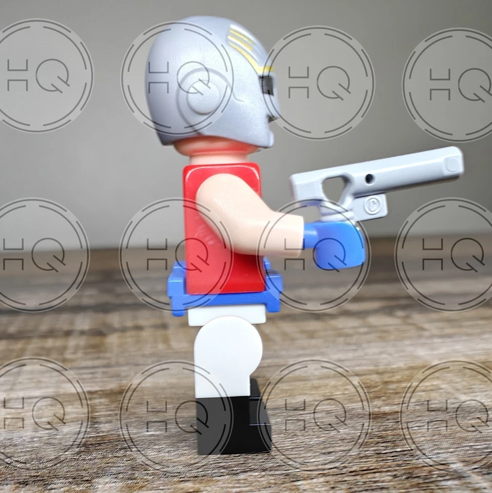 **NEW** 100% LEGO Peacemaker DC Comics Super Hero HBO Max Minifigure - Image 4 of 4
