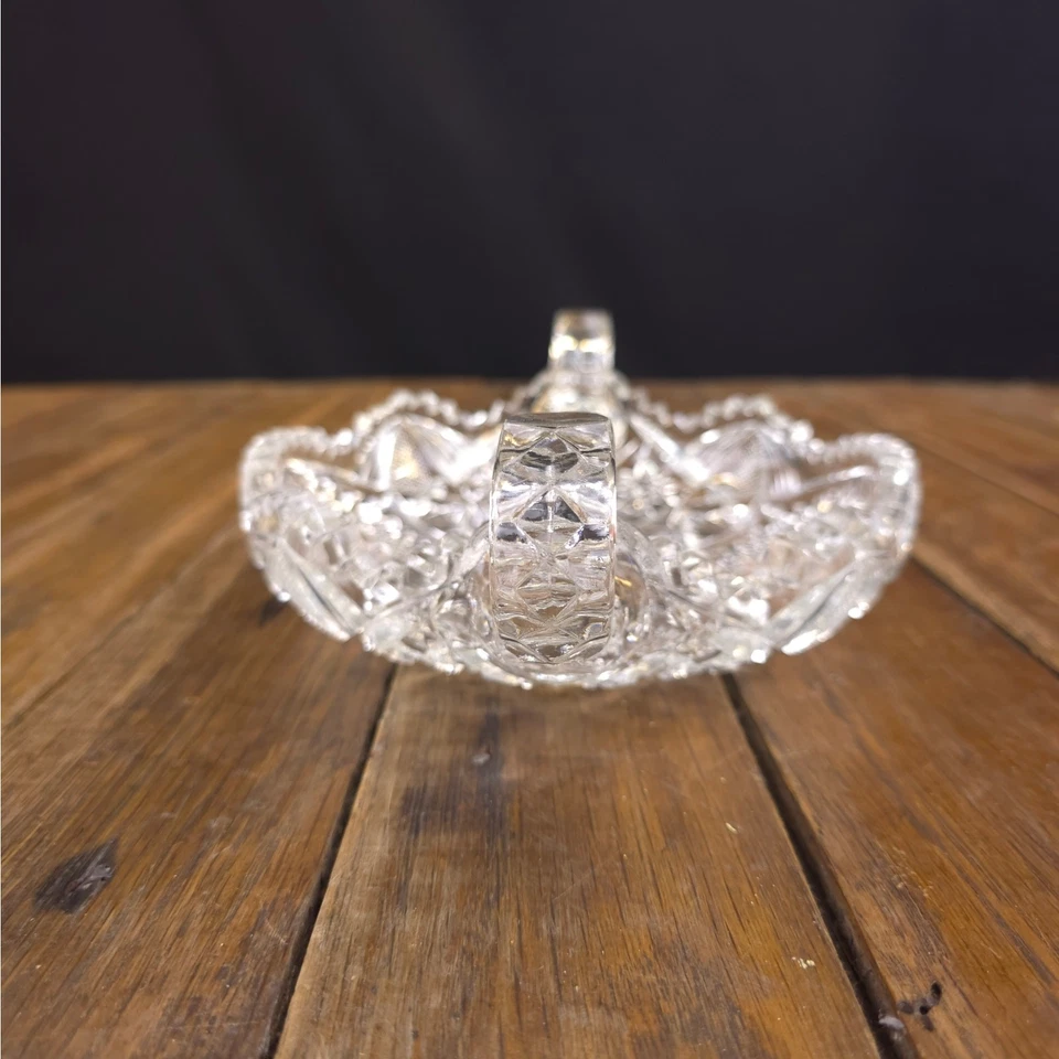 Plato de baratija vintage Imperial Nucut vidrio corte brillante 2 asas plato de caramelo Foto 3 de 4