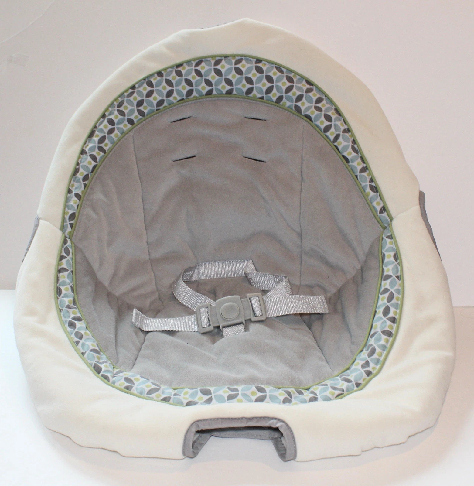 Graco DuetConnect LX Baby Swing Replacement Seat Fabric Cover
Opens in a new window or tab
