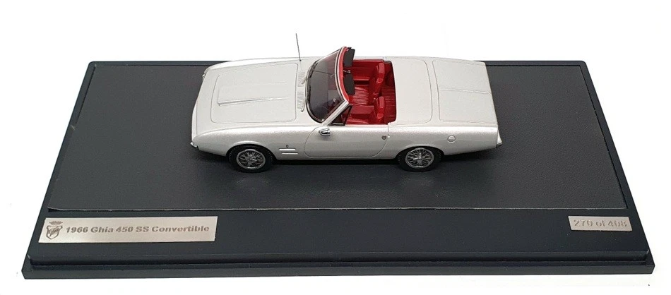 Matrix 1/43 Scale MX10701-031 - 1966 Ghia 450SS Convertible - Silver - Image 4 of 4