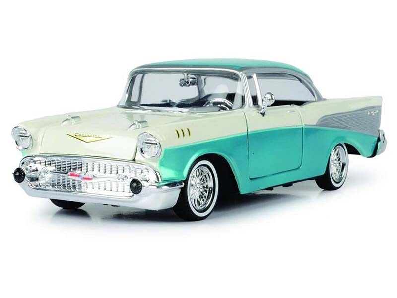 1957 Chevrolet Bel Air Lowrider Turquoise 1:24 Scale Model