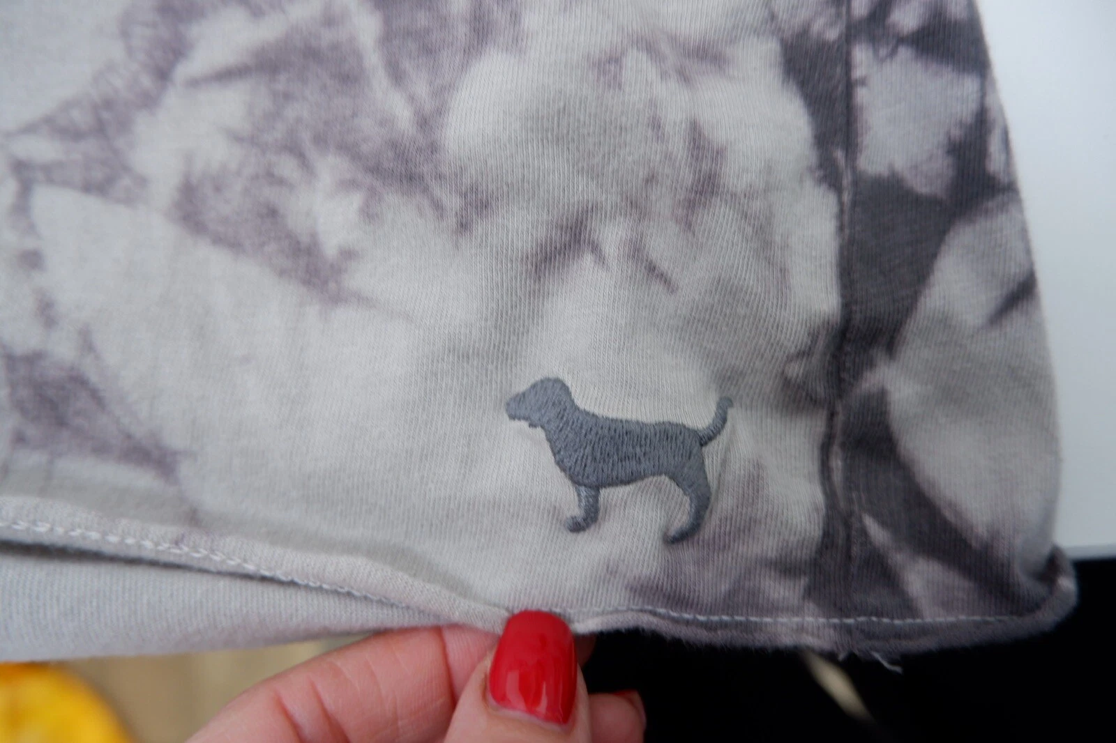 UNDERCOVER felpa con cappuccio rosa victorias secret nuova taglia small uk 8 10 donna prezzo consigliato £38 nuova con etichette grigia