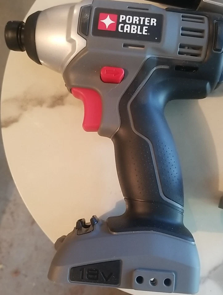 Porter Cable PC1800ID 18 Volt 1/4" Hex Impact Driver Tool And Drill.  Lot Of 5pc - Image 4 of 4