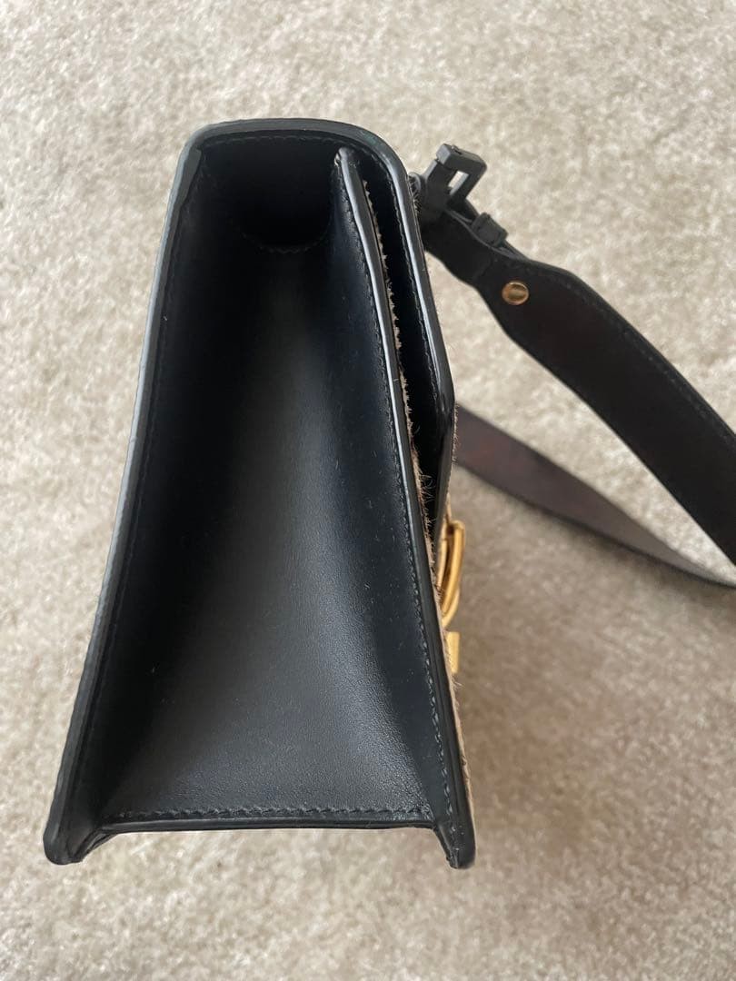 GUCCI Leopard Pattern Shoulder Bag - image 10