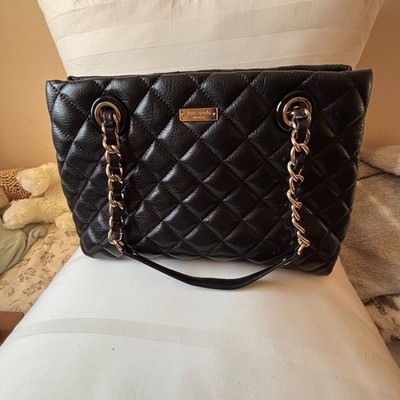 womans handbags and purses