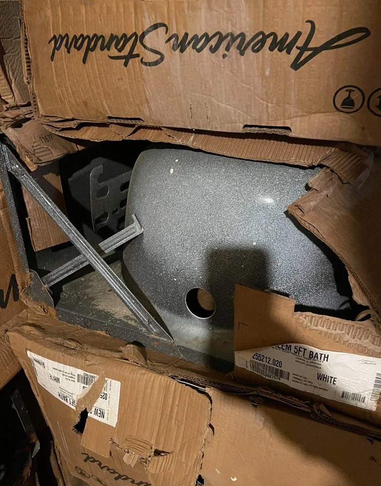 bathtub  - Image 2 of 2