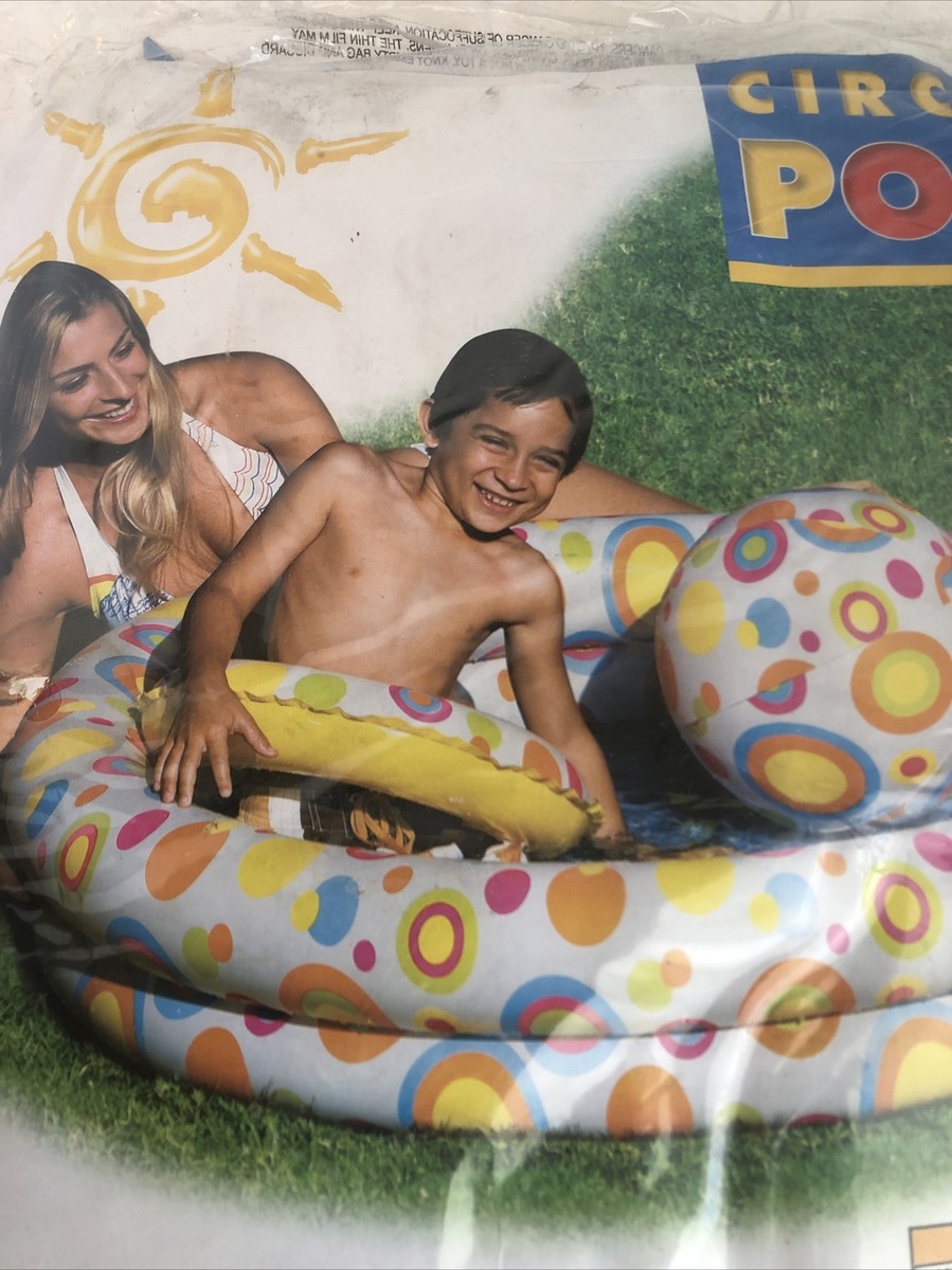 Intex The Wet Set 2009 Inflatable Ring Pool Ball Ring Inflatable 48 x 10  New