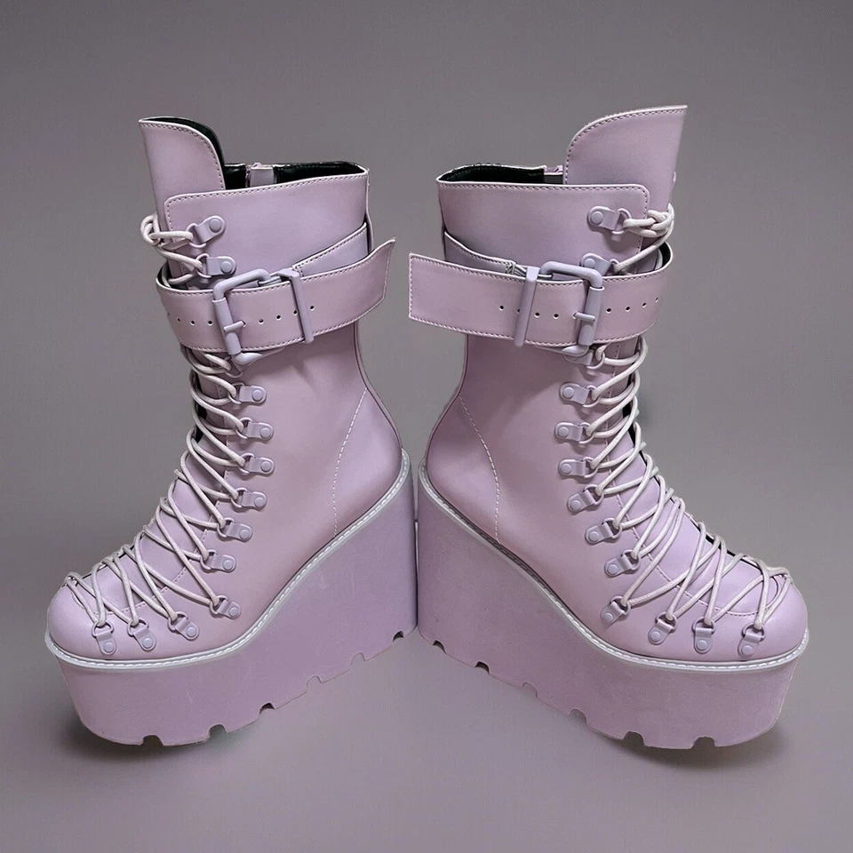 "Botas de combate Sugar Thrillz Traitor plataforma de 6"" apiladas" Foto 3 de 4