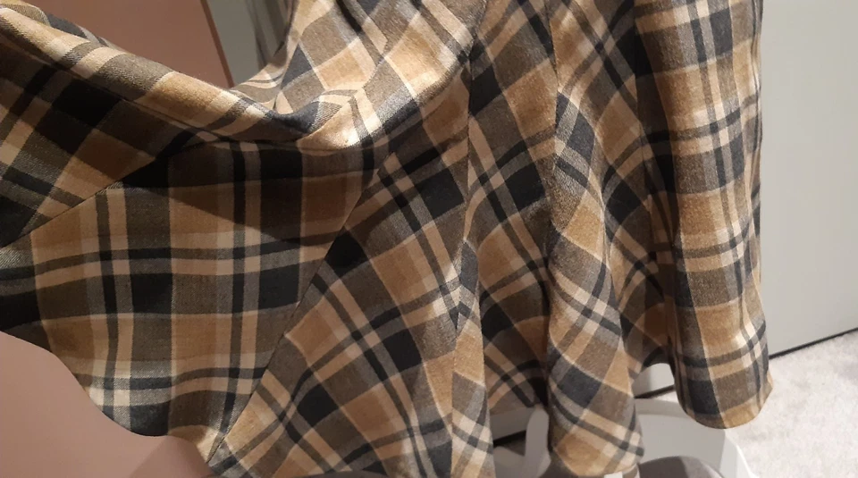 Falda Lápiz Coqueta Vintage Anne Klein Midi Lana Cuadros Cuadros Carrera Trabajo Oficina Foto 3 de 4