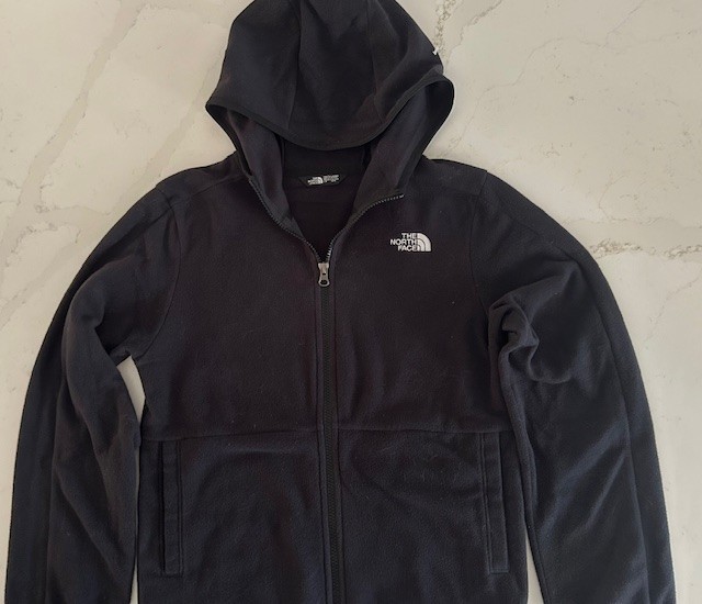 The North Face HOODIE youth/junior L 14/16 black pre-owned- Excellent Condition!