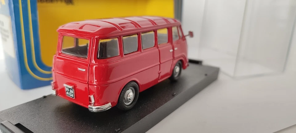 Progetto K ALFA FOMEO - ROMEO F12 Art. PK 330 scala 1/43 - Immagine 2 di 3