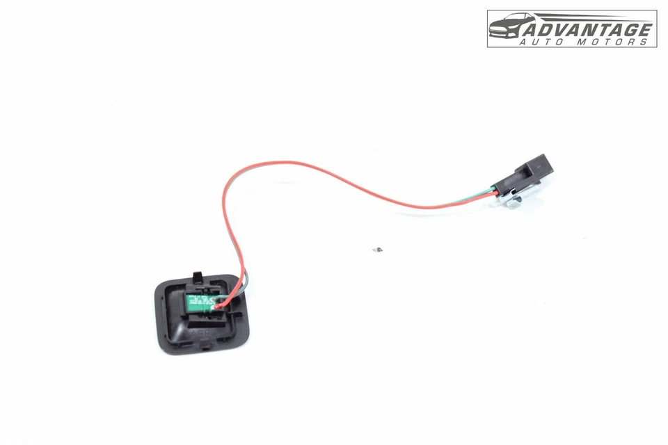 2021-2025 BUICK ENVISION CENTER CONSOLE INTERIOR COURTESY LIGHT LAMP OEM - Image 3 of 4