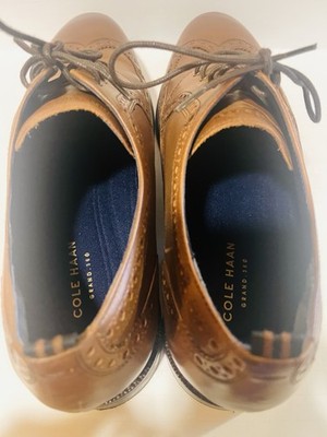 Cole Haan Men display picture 3