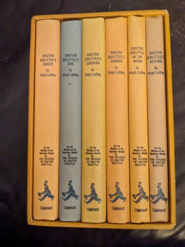 Scatola copertina rigida DR DOOLITTLE di 6 libri circo luna zoo caravan ritorno 1967 - Foto 1 di 4