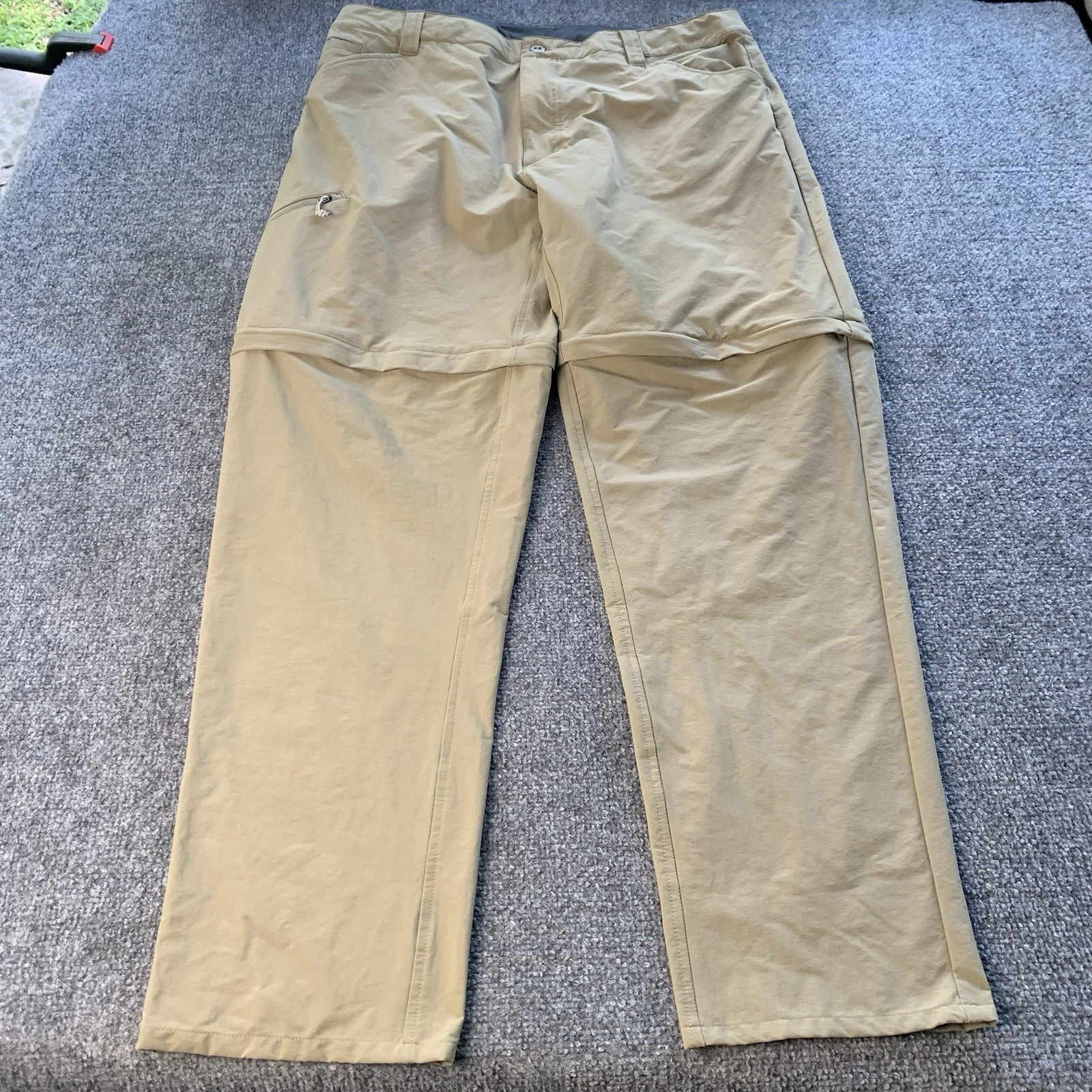 Patagonia Pants Mens 40x33 Beige Tan Convertible Zip Off Wicking Hiking Outdoor