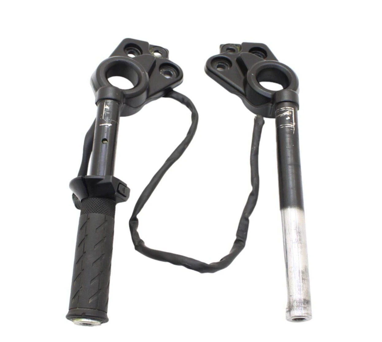 2022 2023 SUZUKI HAYABUSA HANDLE BAR CLIP ON SET LEFT RIGHT BLACK STRAIGHT STOCK