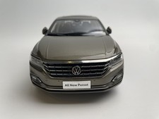 Original 1:18 new Passat brown alloy openable Car Model