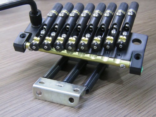 Headless guitar bridge 6, 7, 8 strings tremolo by Nova Guitar Parts - Picture 22 of 30
