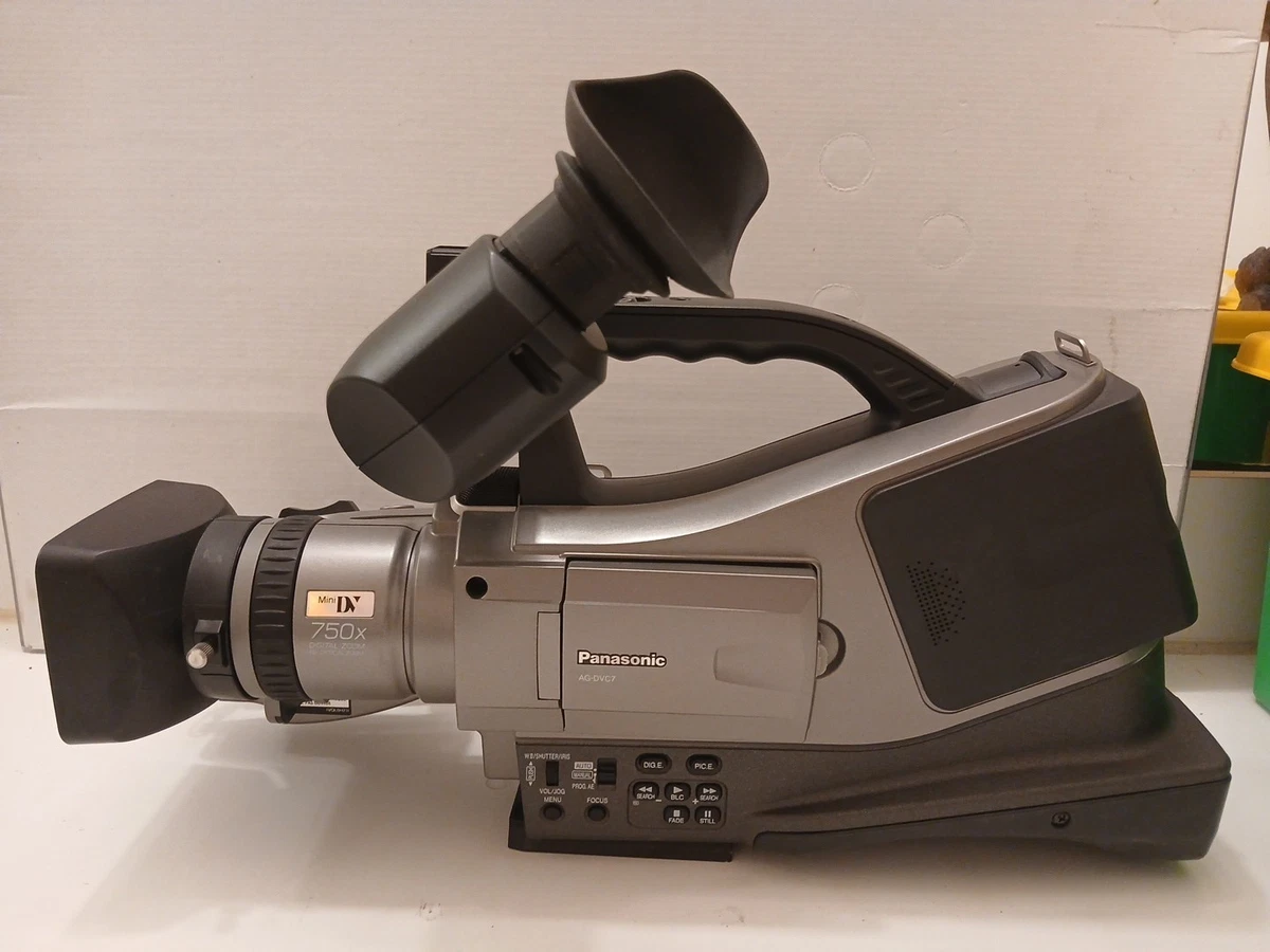 Panasonic ハンディカム Panasonic DV PROLINE MiniDV 750x Digital Zoom Camcorders for sale