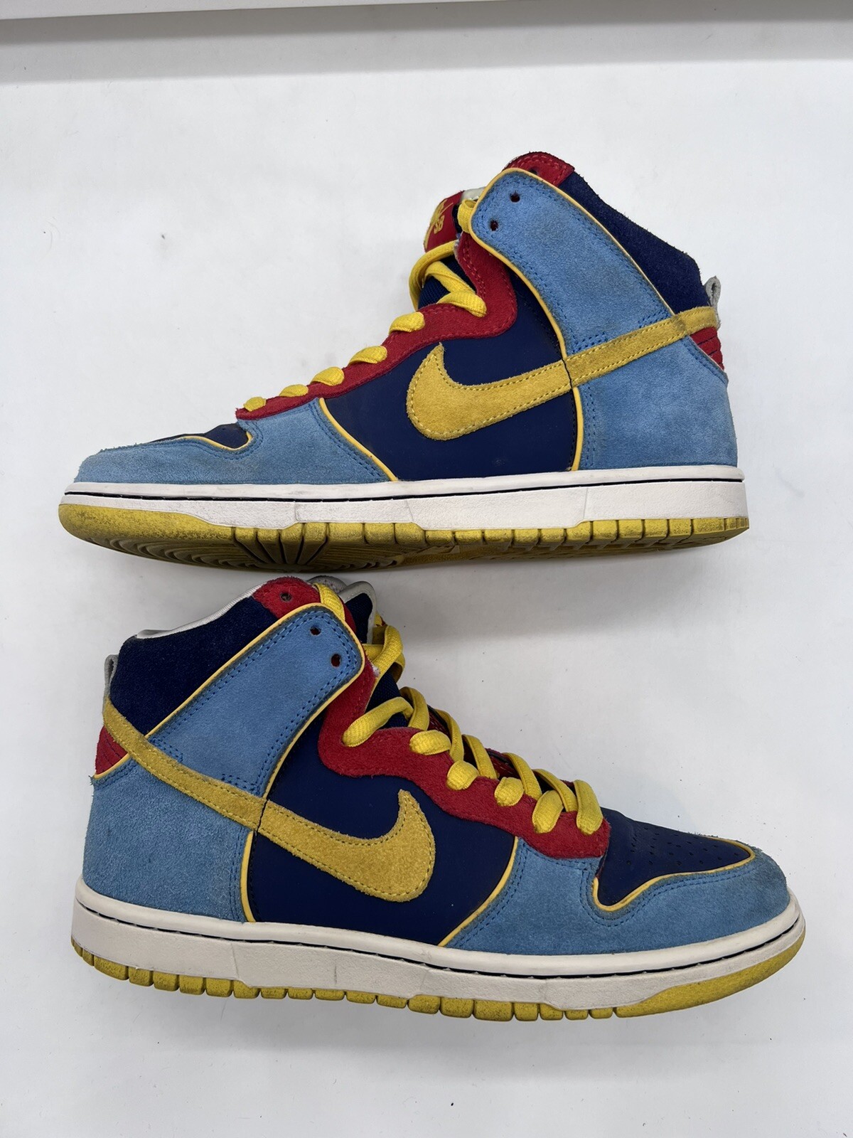 Nike Dunk Hi SB High Pac-Man Pacman Atari Blue Yellow Red Size 8.5 Worn White