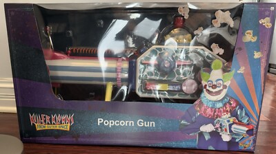 Killer Klowns From Outer Space Popcorn Gun Spirit Halloween Exclusive New in Box