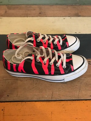 pink zebra converse