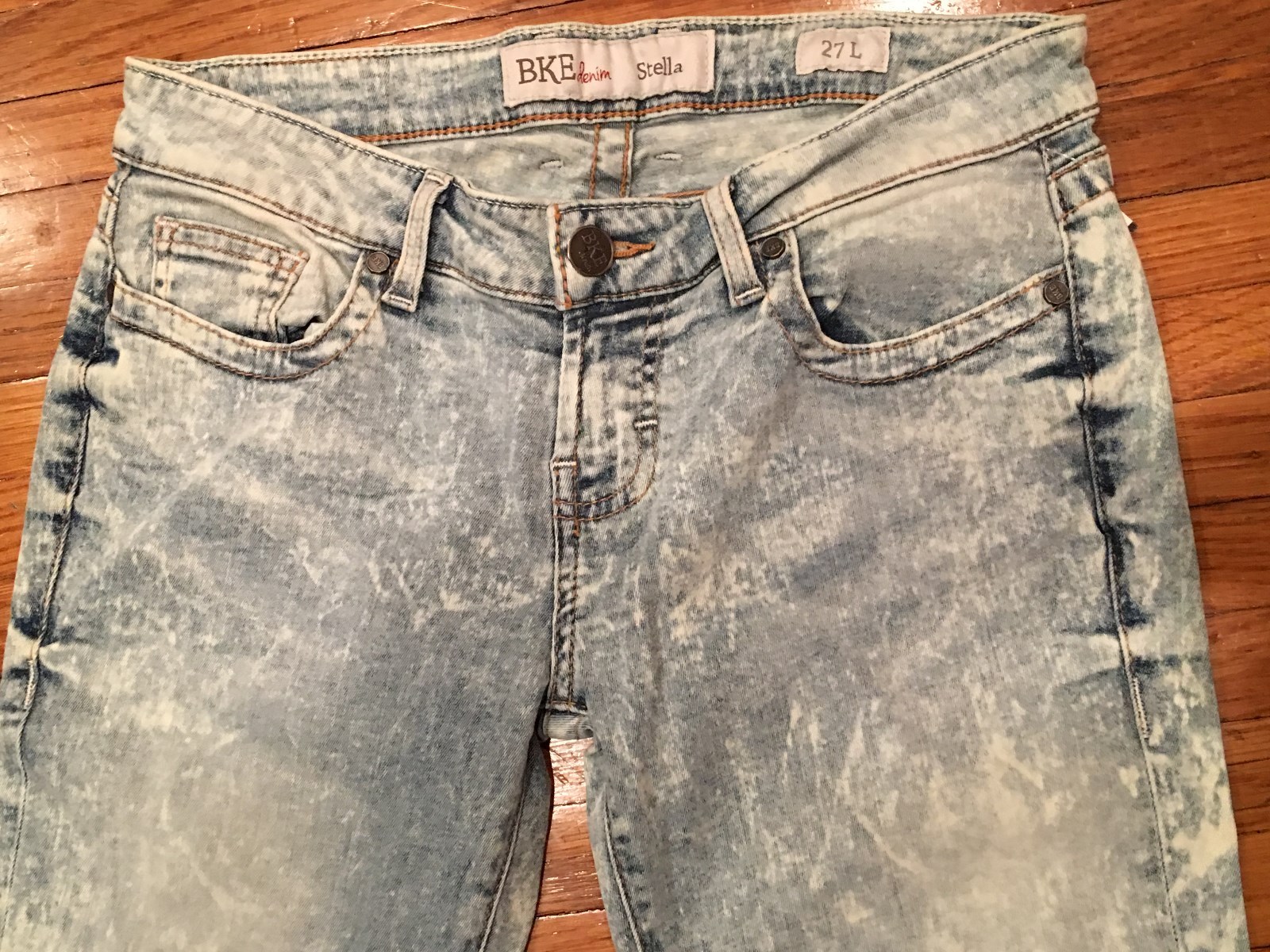 Picture 3 of 12