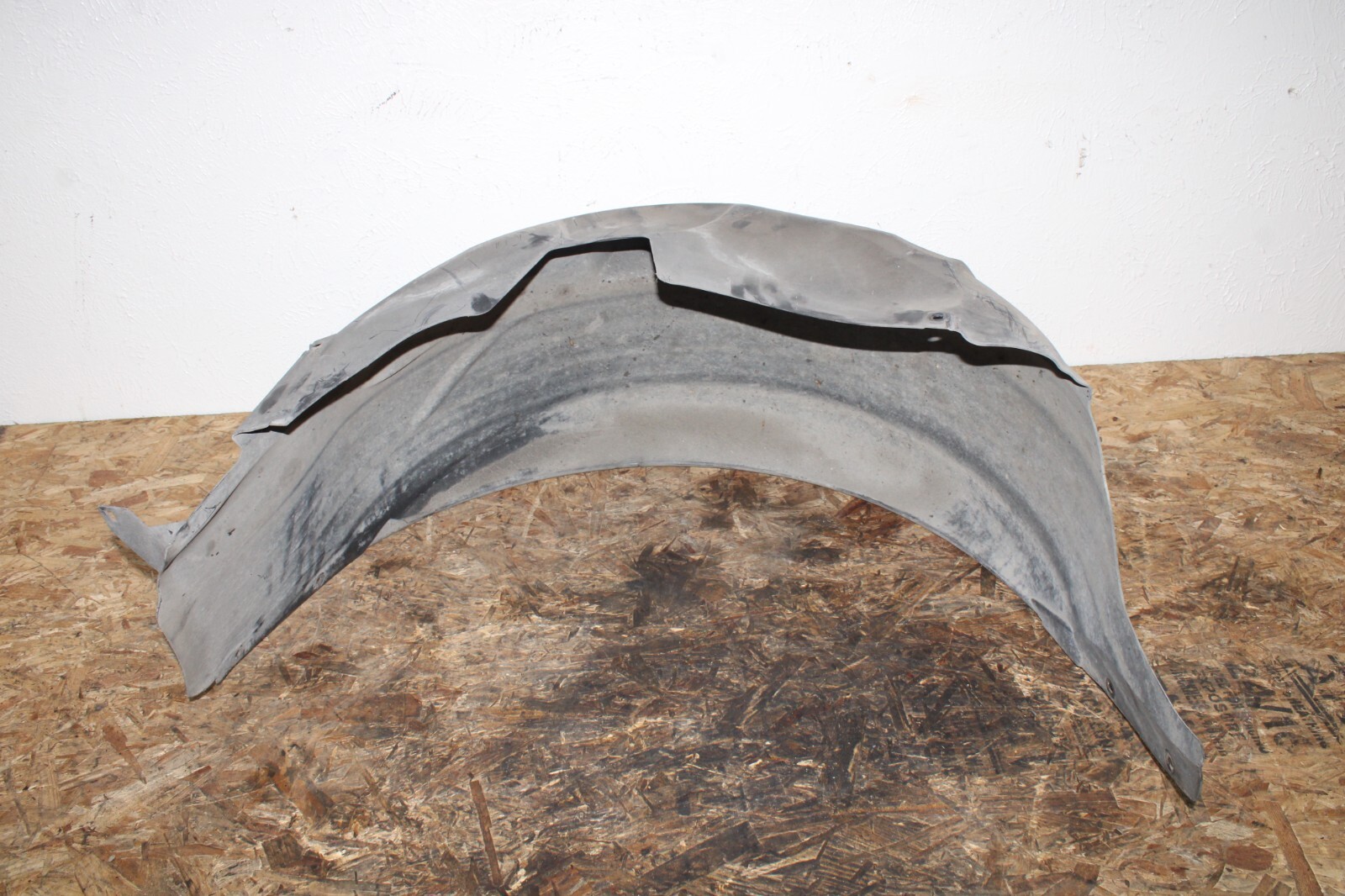 20092011 Jaguar XF Rear Right Passenger Side Fender Liner Splash