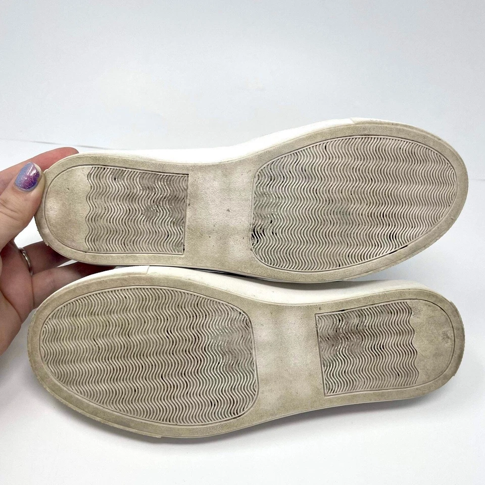 Tênis slip on Steve Madden cinza veludo  - Imagem 3 de 4