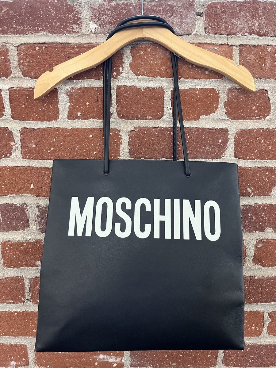 【関税＆送料込み】Moschino Leather Tote Bag Moschino Tote Bag Embossed Logo Leather Black Shopper