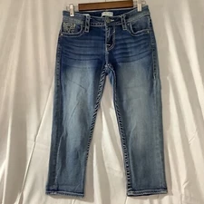 Vigoss Capri Jeans Women’s size 0 Blue denim embroidered zip button