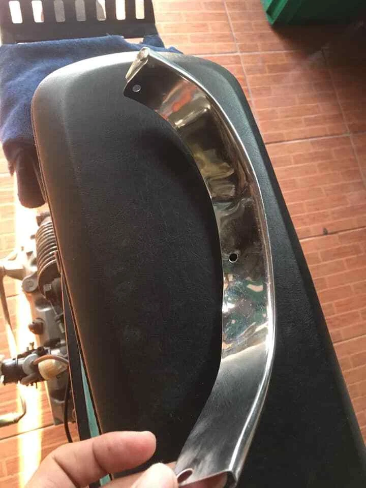 Datsun B110 Bluebird Surround Fender Bezel Grille Genuine NOS JAPAN - Image 3 of 4