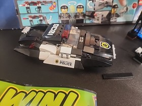 Preowned LEGO 70802 LEGO MOVIE BAD COPS PURSUIT - Box/Instr - 96% Complete