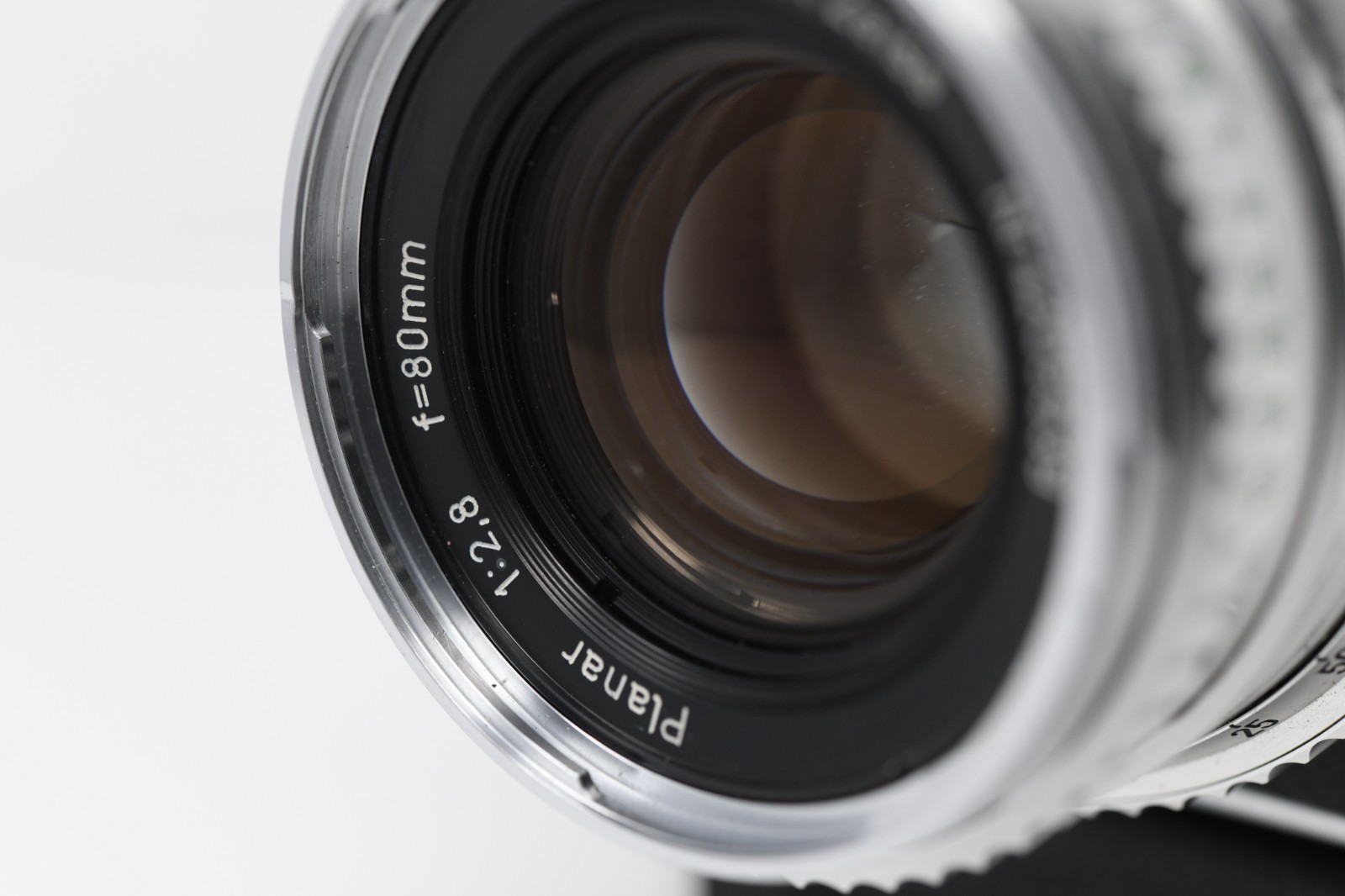 Hasselblad 500 EL Camera with Zeiss Planar 80mm f/2.8 Lens and 120 Film Back