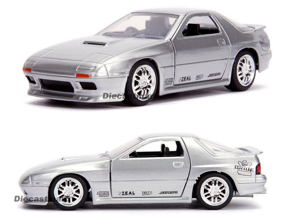 Jada 1:32 JDM Tuners 1985 Mazda RX-7 FC Red/ White / Silver
