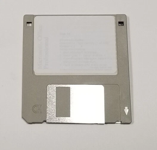 50 Pack 3.5" DS/HD 1.44 MB Recycled Floppy Disks. Formatted in our facility. - Image 2 of 4